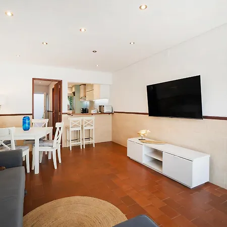 With Sea View, Ac And Walking To The By Algarve Dream Holidays * Албуфейра